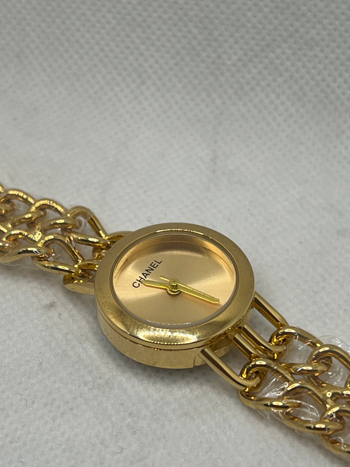 Chanel Classic Gold Women's Watch - Small Round Dial