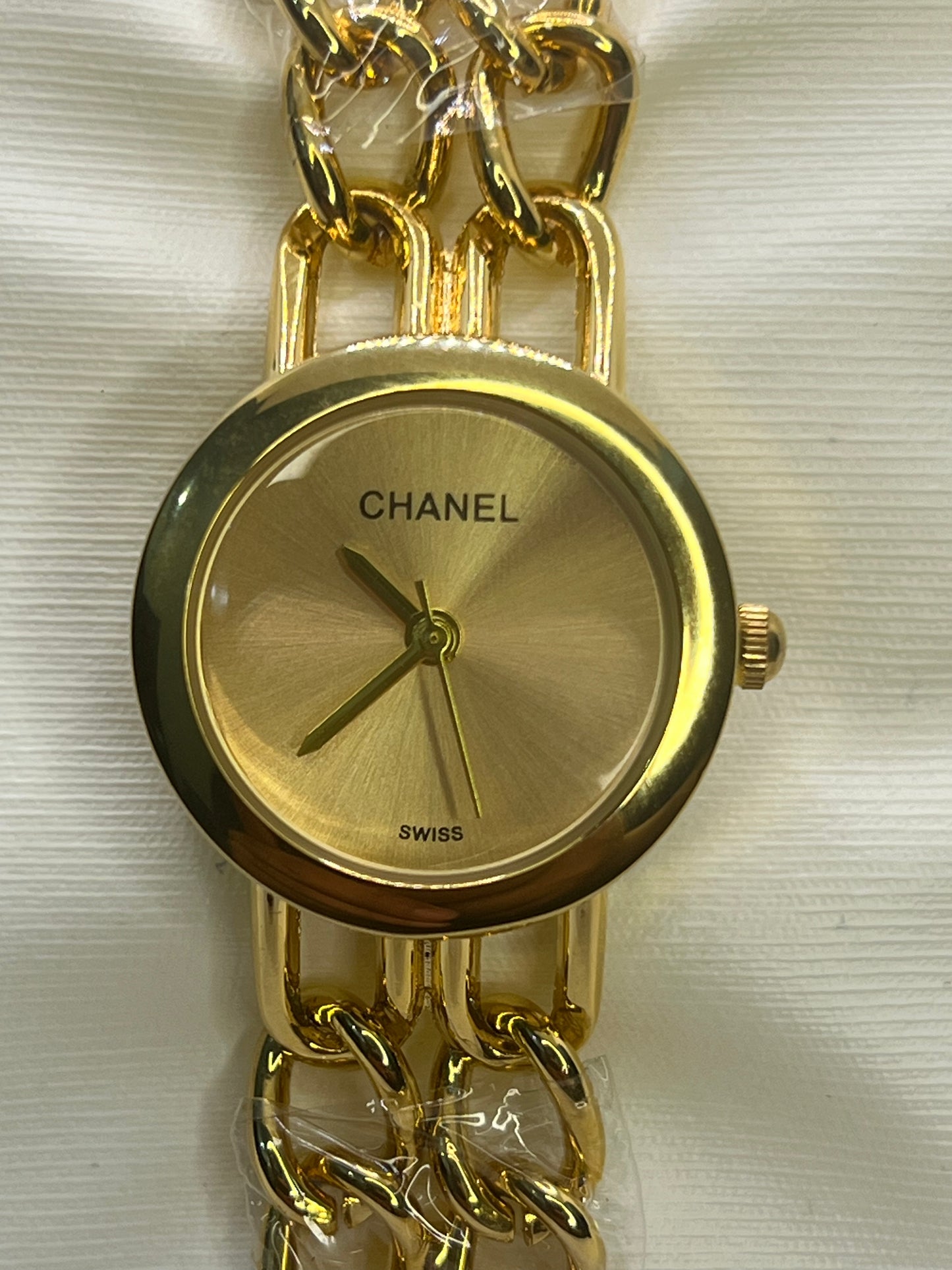 Chanel Classic Gold Women's Watch - Small Round Dial