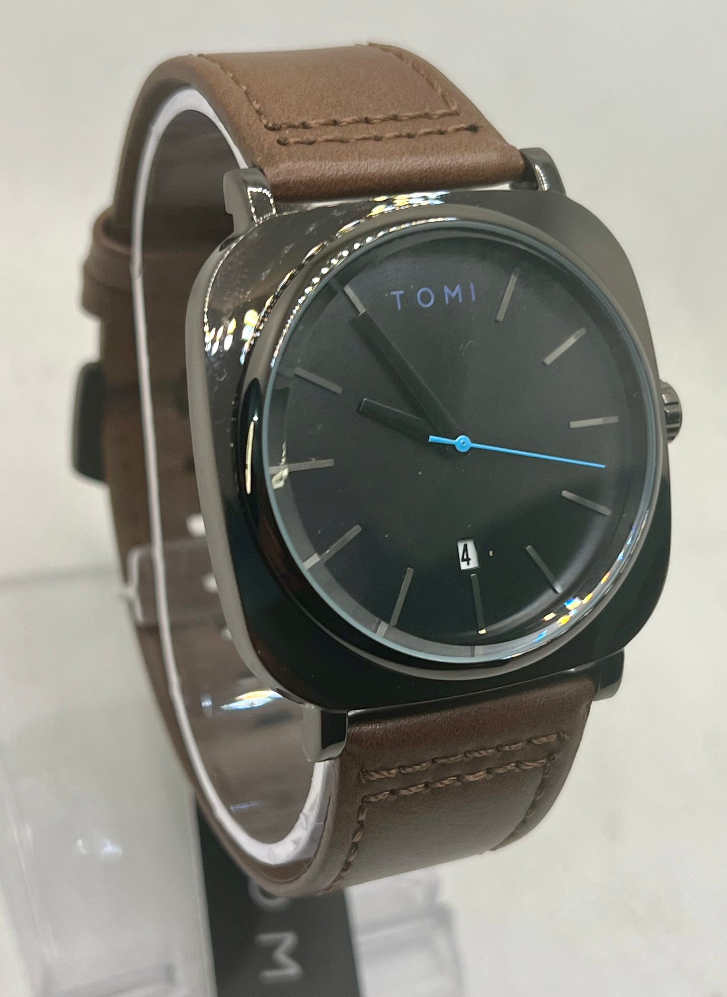 Tomi Watch Brown with Date