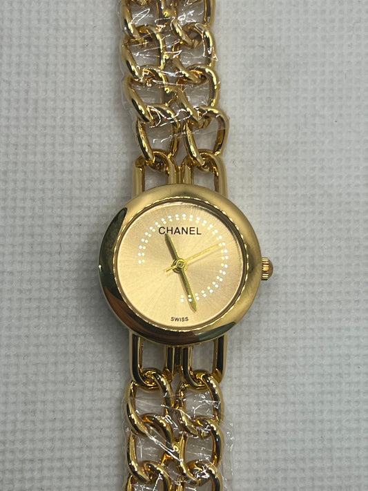 Chanel Classic Gold Women's Watch - Small Round Dial